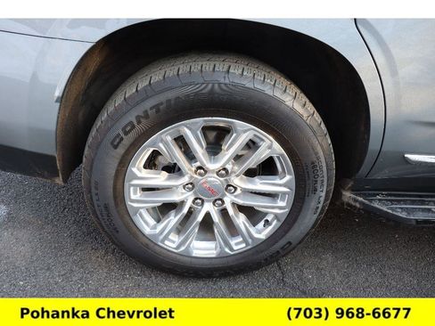 Certified 2023 GMC Yukon SLT w/ SLT Luxury Package image 33