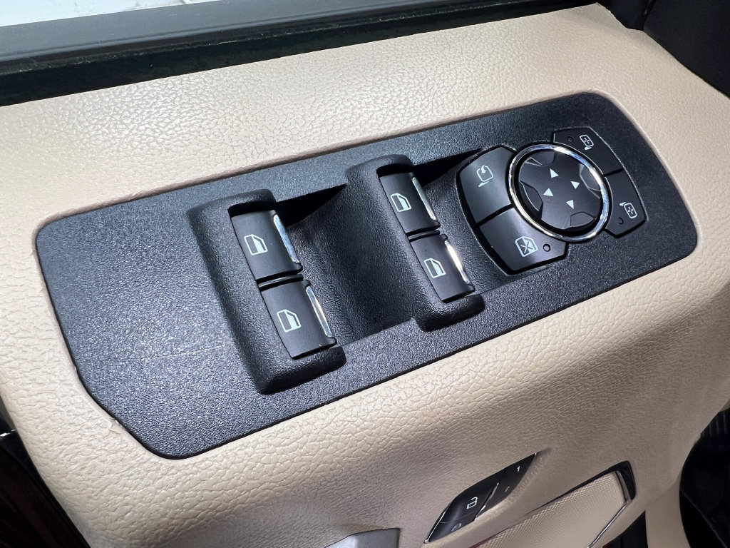Used 2017 Ford F150 Lariat w/ Equipment Group 502A Luxury AWD/4WD image 17