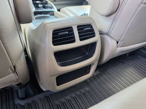 Used 2017 Honda Ridgeline RTL-E image 33