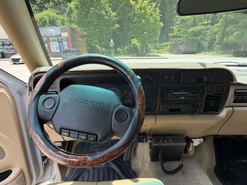 Used 1997 Dodge Ram 3500 Truck 2WD Club Cab image 11
