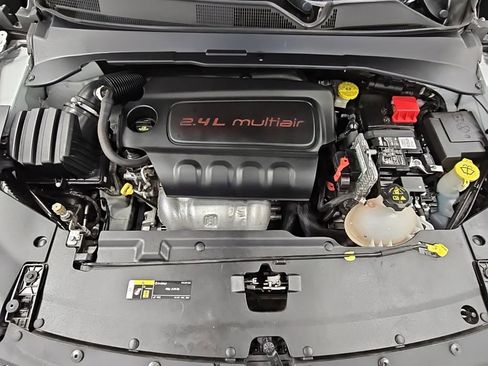 Used 2022 Jeep Compass Latitude image 41