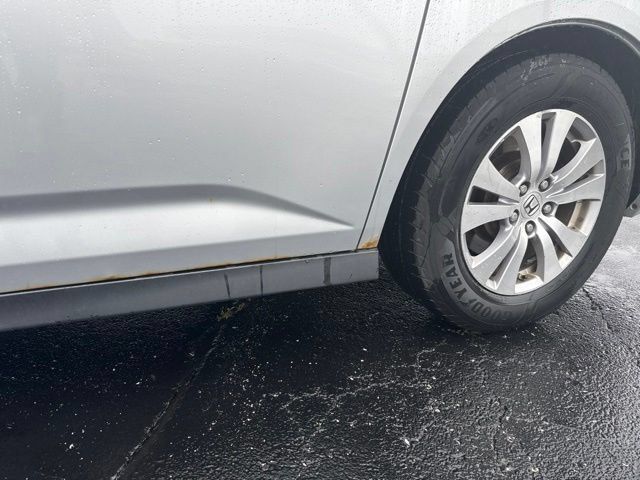 Used 2014 Honda Odyssey EX-L image 15