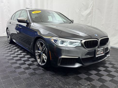 Used 2019 BMW M550i xDrive image 15