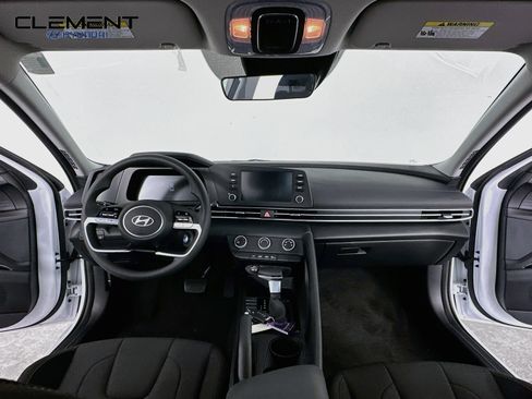 New 2026 Hyundai Elantra SE FWD image 11
