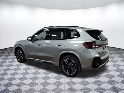 Used 2026 BMW X1 xDrive28i w/ Technology Package AWD/4WD image 3