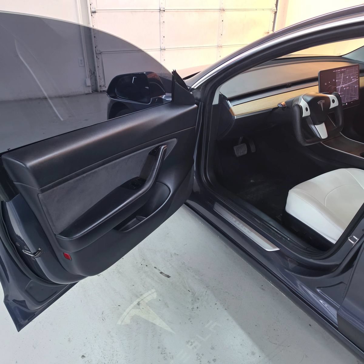 Used 2020 Tesla Model 3 Long Range AWD/4WD image 13