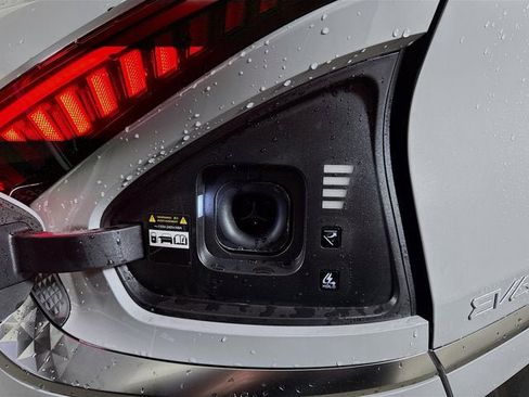 New 2025 Kia EV6 Wind image 34