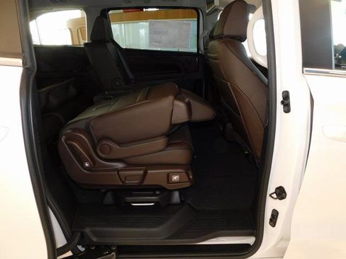 New 2026 Honda Odyssey Touring image 25