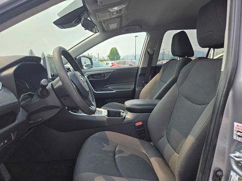 Certified 2025 Toyota RAV4 LE AWD/4WD image 22