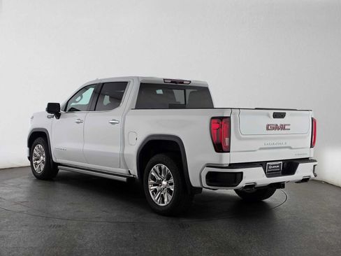 Used 2022 GMC Sierra 1500 Denali w/ Denali Carbonpro Edition AWD/4WD image 5