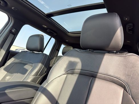 New 2026 Jeep Grand Cherokee Limited Reserve AWD/4WD image 27