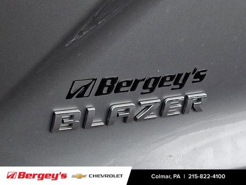 Certified 2024 Chevrolet Blazer LT w/ Convenience Package FWD image 32