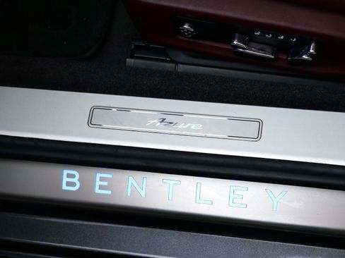 Used 2024 Bentley Continental GT Azure AWD/4WD image 17
