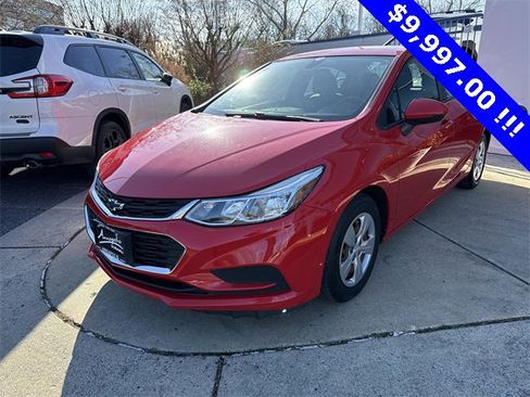 Used 2017 Chevrolet Cruze LS image 4
