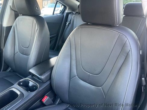 Used 2014 Chevrolet Volt Premium w/ Premium Trim Package FWD image 15