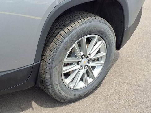 Certified 2023 Chevrolet Traverse LT FWD image 31