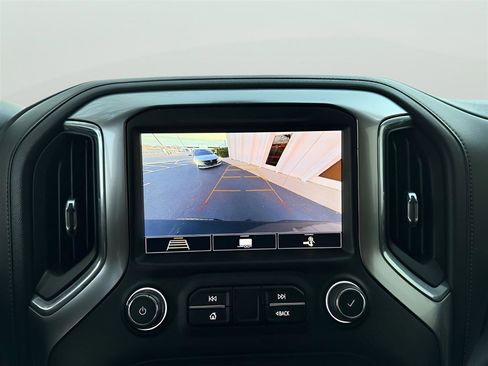 Used 2020 Chevrolet Silverado 1500 LT Trail Boss image 21