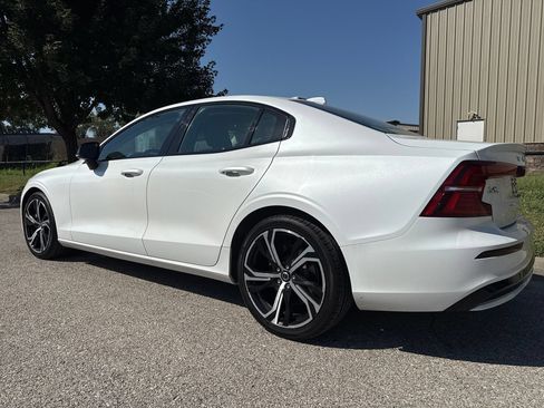 Used 2024 Volvo S60 B5 Core AWD/4WD image 7