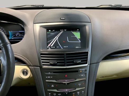 Used 2019 Lincoln MKT AWD image 6