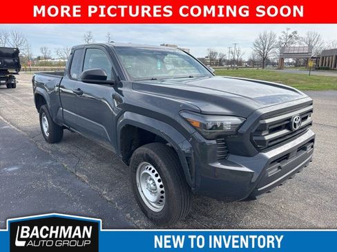 Used 2025 Toyota Tacoma SR w/ Towing Package image 1