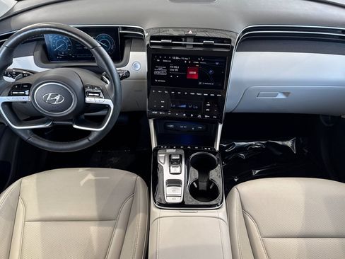 Used 2024 Hyundai Tucson Limited AWD/4WD image 18