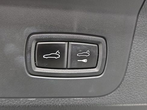 Certified 2020 Porsche Panamera RWD image 32