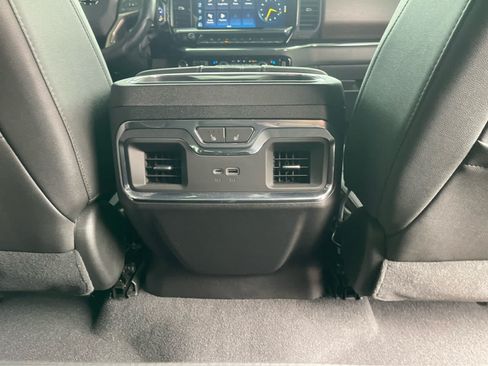Used 2024 Chevrolet Silverado 2500 High Country w/ High Country Premium Package AWD/4WD image 25
