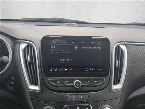 Used 2023 Chevrolet Malibu LT FWD image 13