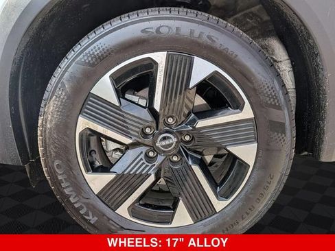 Certified 2025 Nissan Kicks SV AWD/4WD image 10