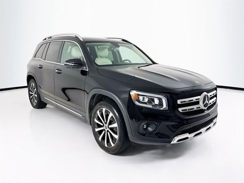 Certified 2022 Mercedes-Benz GLB 250 GLB 250 image 1