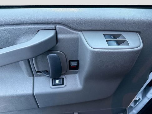 Used 2023 Chevrolet Express 3500 w/ Power Convenience Package image 16