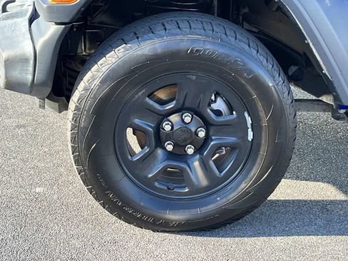 Used 2019 Jeep Wrangler Unlimited Sport AWD/4WD image 11