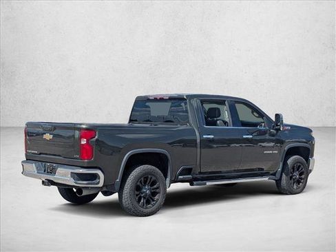 Used 2022 Chevrolet Silverado 2500 LTZ w/ LTZ Plus Package AWD/4WD image 5