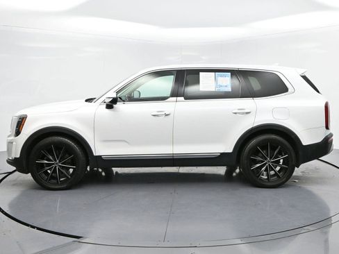 Used 2020 Kia Telluride LX AWD/4WD image 4