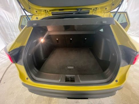 Used 2024 Chevrolet Trax RS w/ Driver Confidence Package image 12