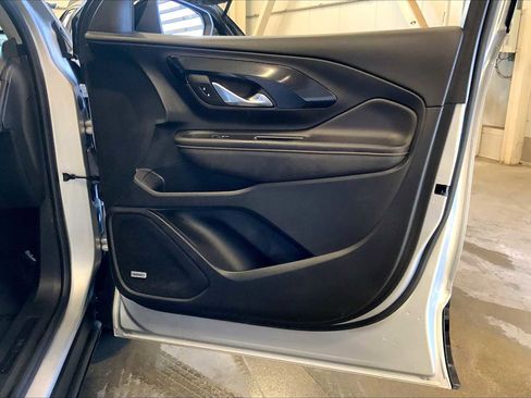 Used 2022 GMC Terrain AT4 w/ Infotainment Package II image 22