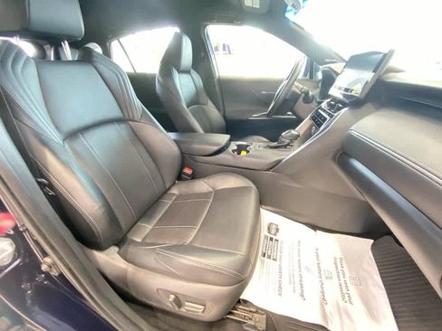 Used 2021 Toyota Venza XLE w/ Softex Package AWD/4WD image 26