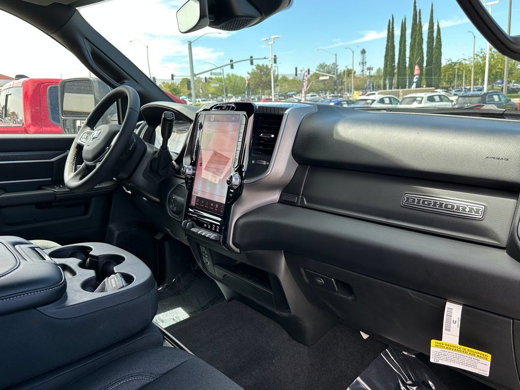 New 2026 RAM 2500 Big Horn AWD/4WD image 12
