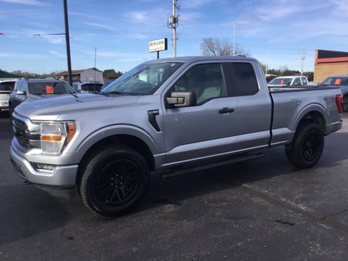 Used 2021 Ford F150 XLT w/ Trailer Tow Package AWD/4WD image 1