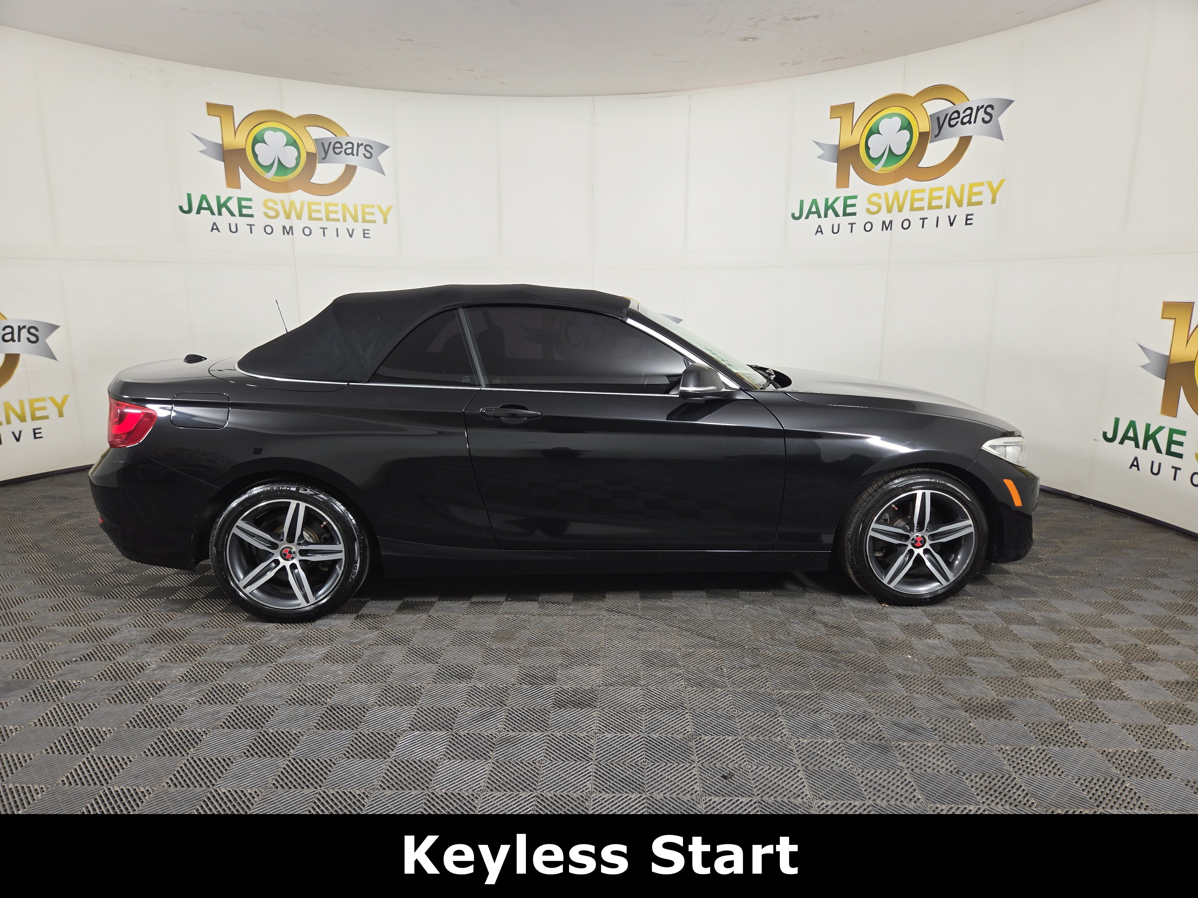 Used 2017 BMW 230i xDrive Convertible AWD/4WD image 10