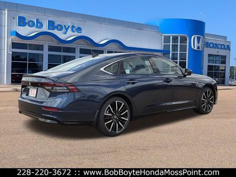 New 2026 Honda Accord Touring image 5