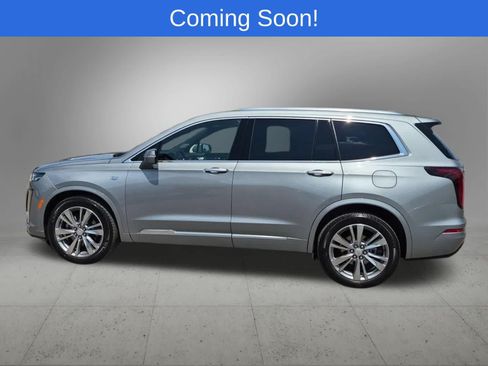 Used 2024 Cadillac XT6 Premium Luxury AWD/4WD image 3