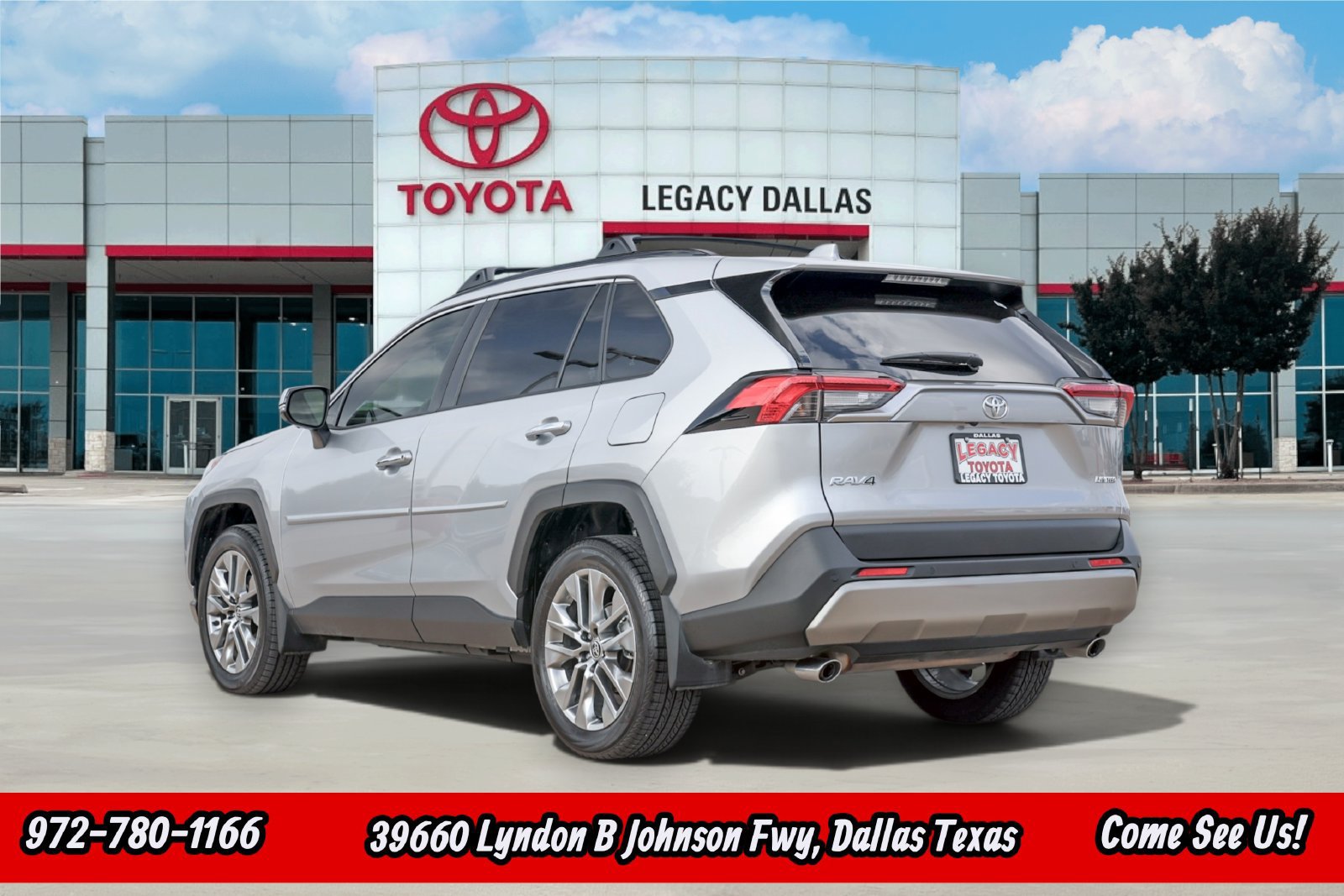 Used 2025 Toyota RAV4 Limited w/ Advanced Technology Package FWD image 8