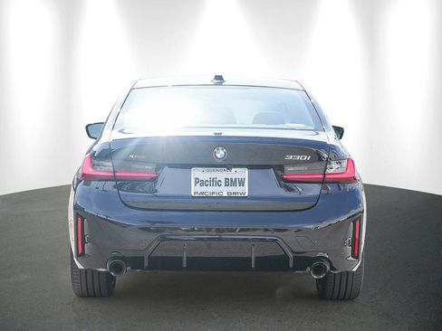 New 2026 BMW 330i xDrive Sedan w/ M Sport Package AWD/4WD image 5