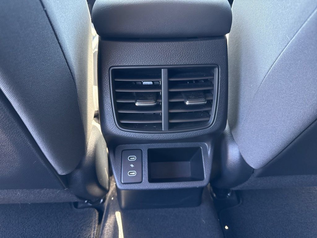 Certified 2024 Kia Seltos LX AWD/4WD image 21