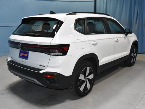 Used 2025 Volkswagen Taos S AWD/4WD image 20