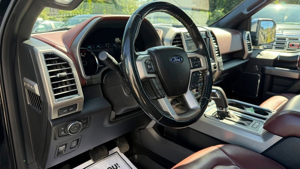 Used 2018 Ford F150 Platinum w/ Technology Package AWD/4WD image 14
