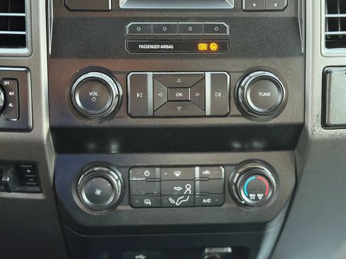 Used 2019 Ford F250 XL w/ Power Equipment Group image 29