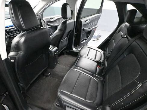 Used 2021 Ford Escape SEL image 36