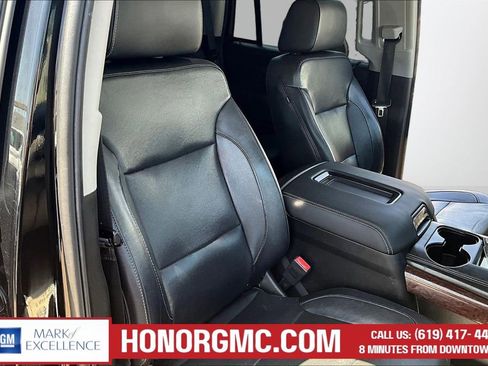 Used 2018 GMC Yukon SLT AWD/4WD image 26